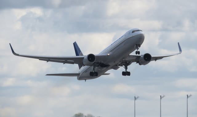 N654UA - Boeing
