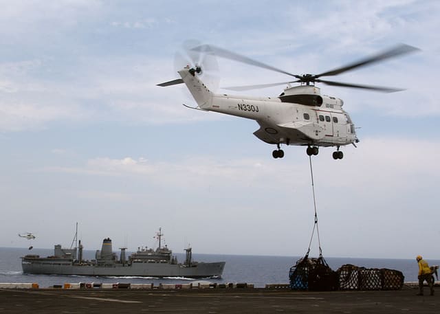 N330J - Helicopter