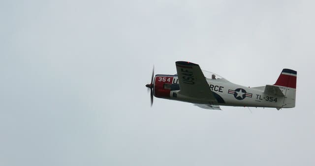 N1328B - Warbird