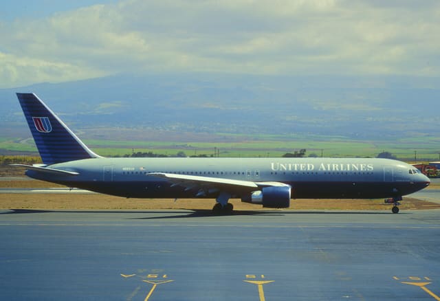N665UA - Boeing