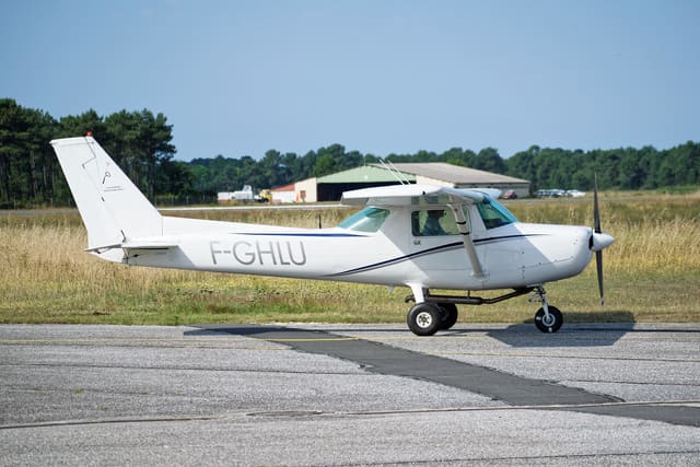 F-GHLU — Cessna