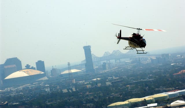 N27545 - Helicopter