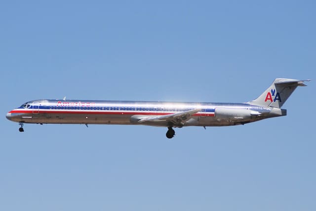 N234AA - Douglas