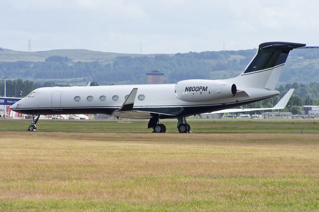 N800PM - Business jet