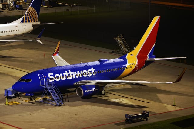 N913WN - Boeing