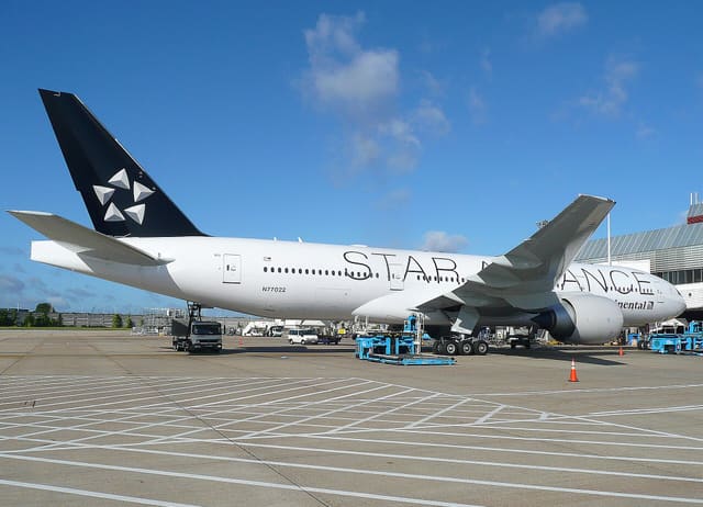 N77022 - Boeing