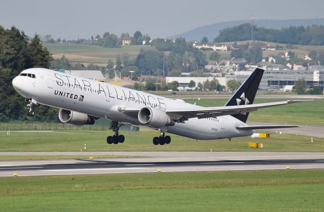 N76055 — Boeing