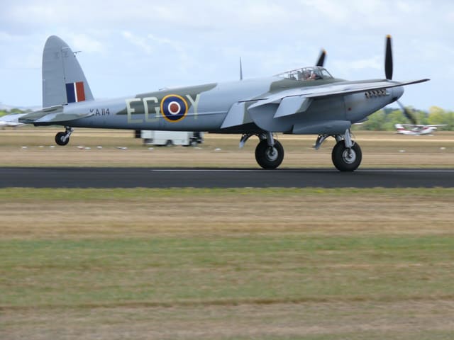  - De Havilland