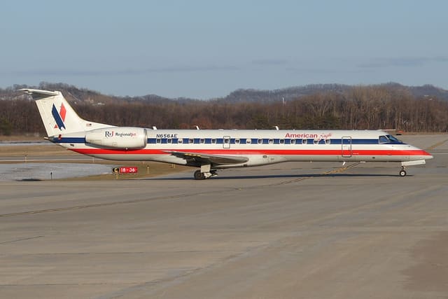 N656AE - Embraer