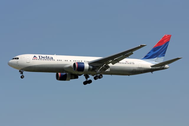 N173DZ - Boeing