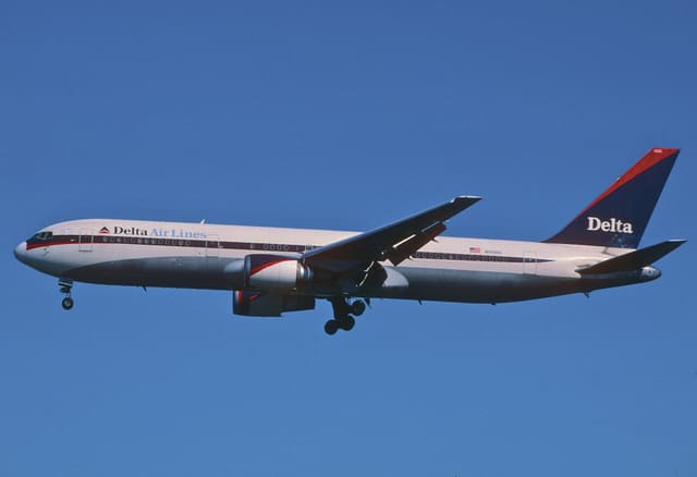 N155DL - Boeing