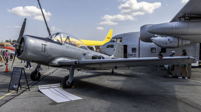 N5726 - Single-engine aircraft