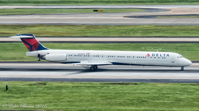 N912DE - Aircraft