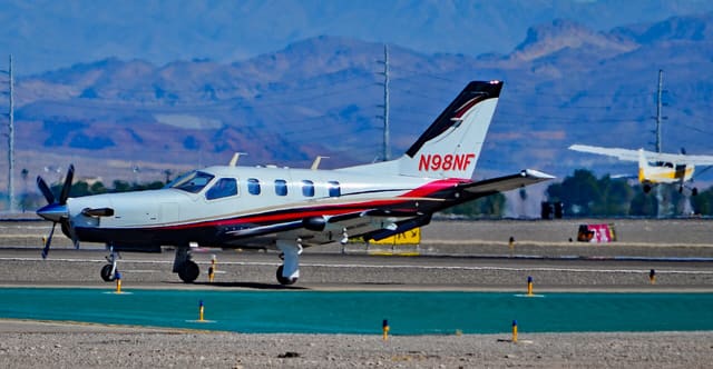 N98NF - Single-engine aircraft