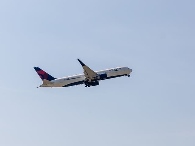 N1604R - Boeing