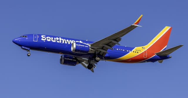 N8763L - Boeing