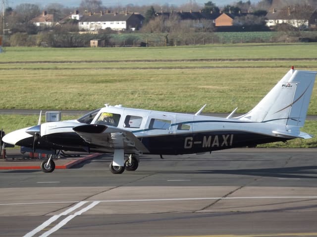 G-MAXI - Piper