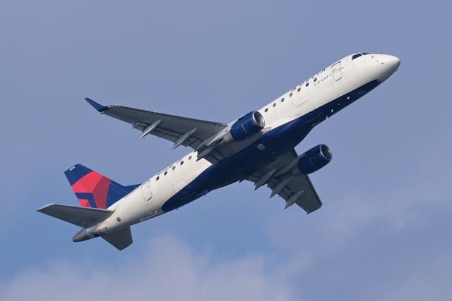 N236JQ - Embraer