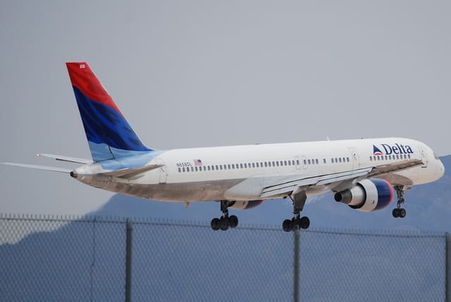 N658DL - Aircraft