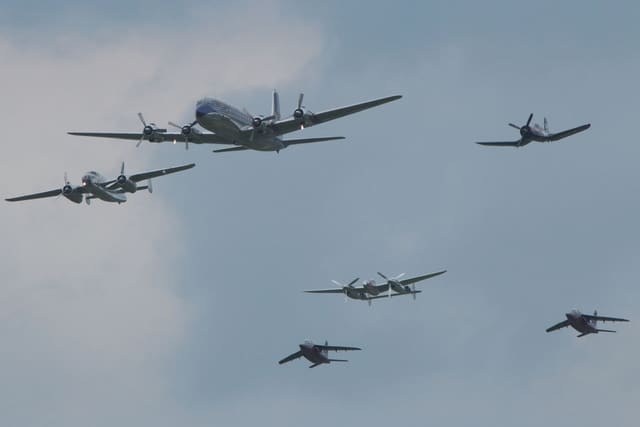 N25Y - Lockheed