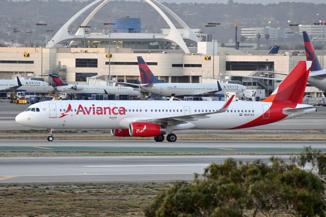 N697AV - Airbus