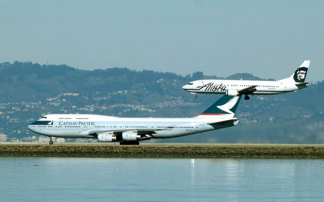 N703AS - Twin-engine aircraft