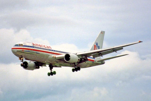 N317AA - Boeing