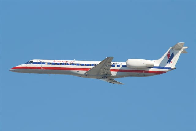N854AE - Embraer