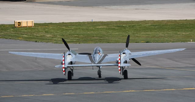 N25Y - Lockheed