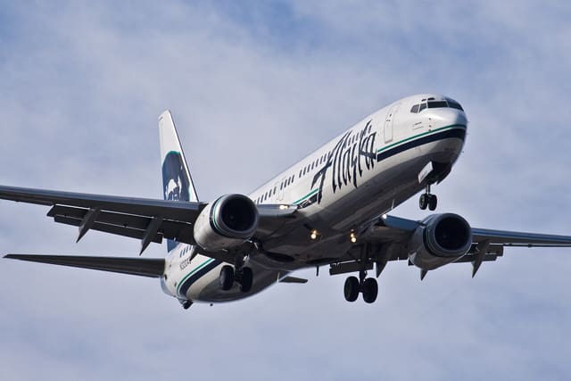N320AS - Boeing