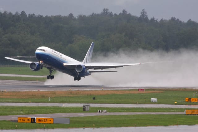 N654UA - Boeing