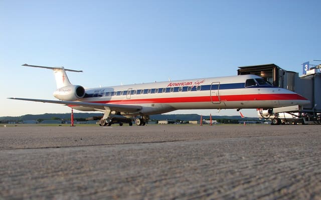 N687JS - Embraer