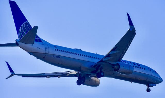 N78509 - Twin-engine aircraft