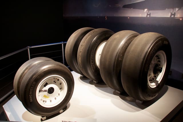  - Aircraft