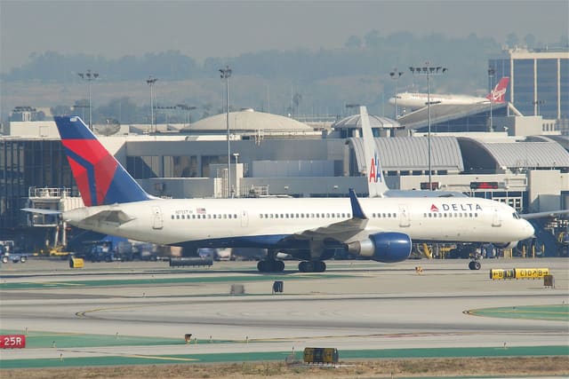 N713TW - Boeing