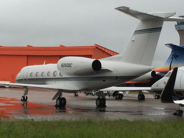 N280BC - Business jet