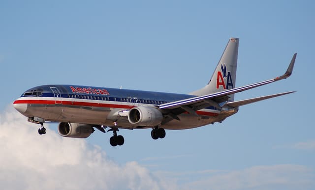 N958AN - Twin-engine aircraft