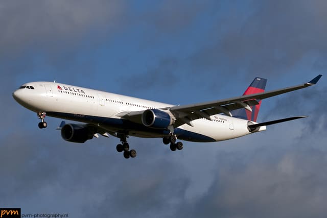 N821NW - Airbus