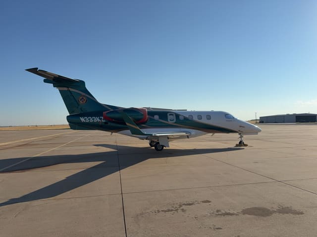N333KZ - Embraer Phenom 300