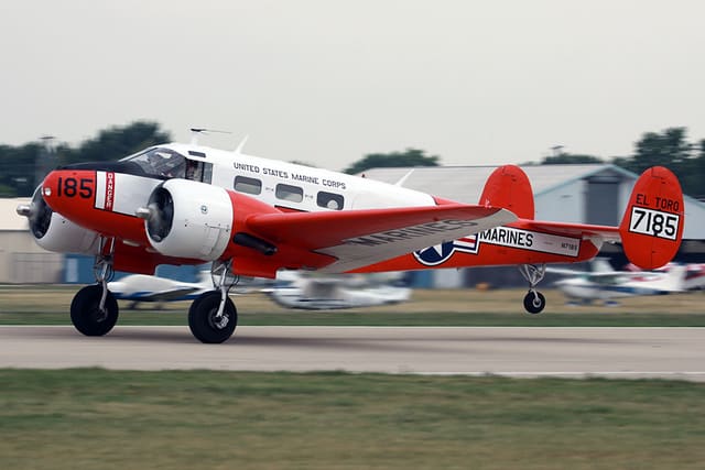 N7185 - Beechcraft