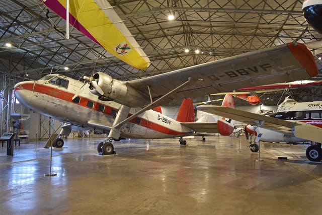 G-BBVF - Twin-engine aircraft