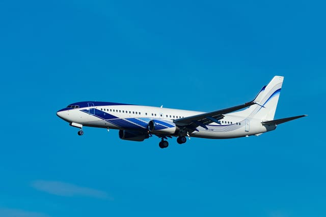 N373M - Boeing