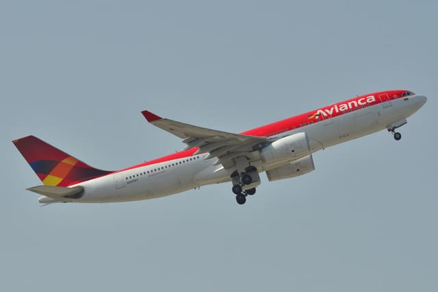 N969AV - Airbus