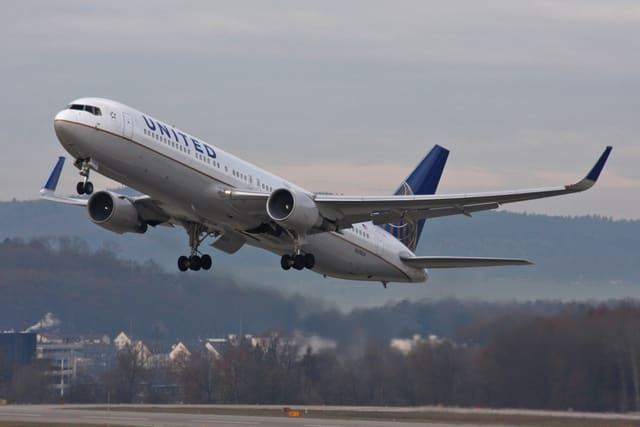 N670UA - Boeing