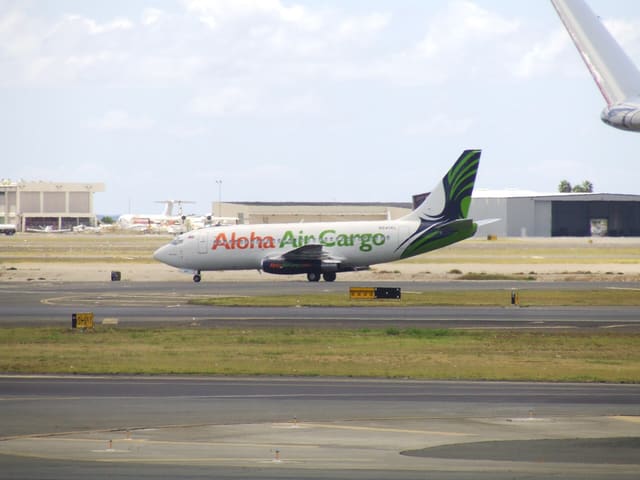 N841AL - Twin-engine aircraft