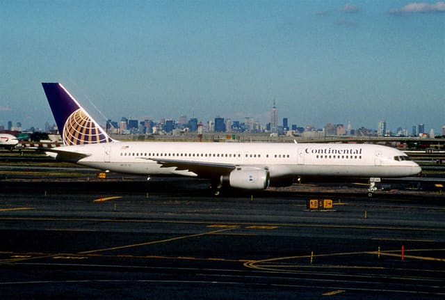 N13110 - Boeing