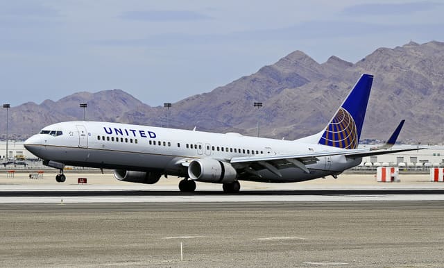 N27421 - Boeing
