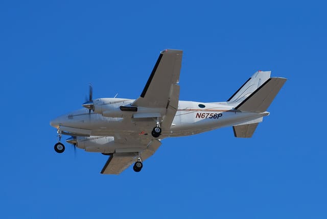 N6756P - Beechcraft