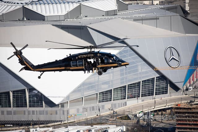 N72764 - Helicopter