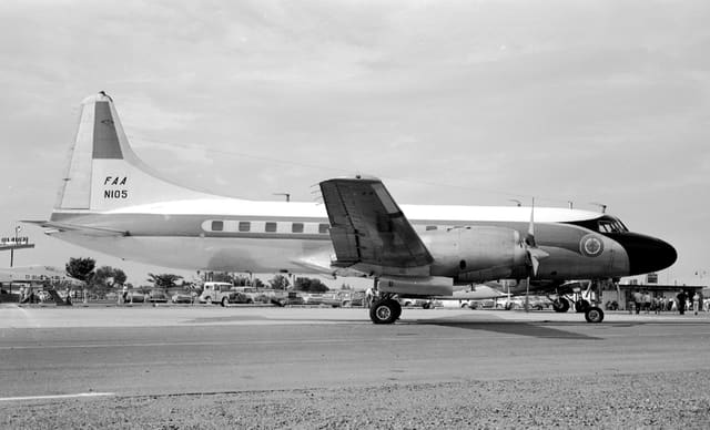 N105 - Twin-engine aircraft